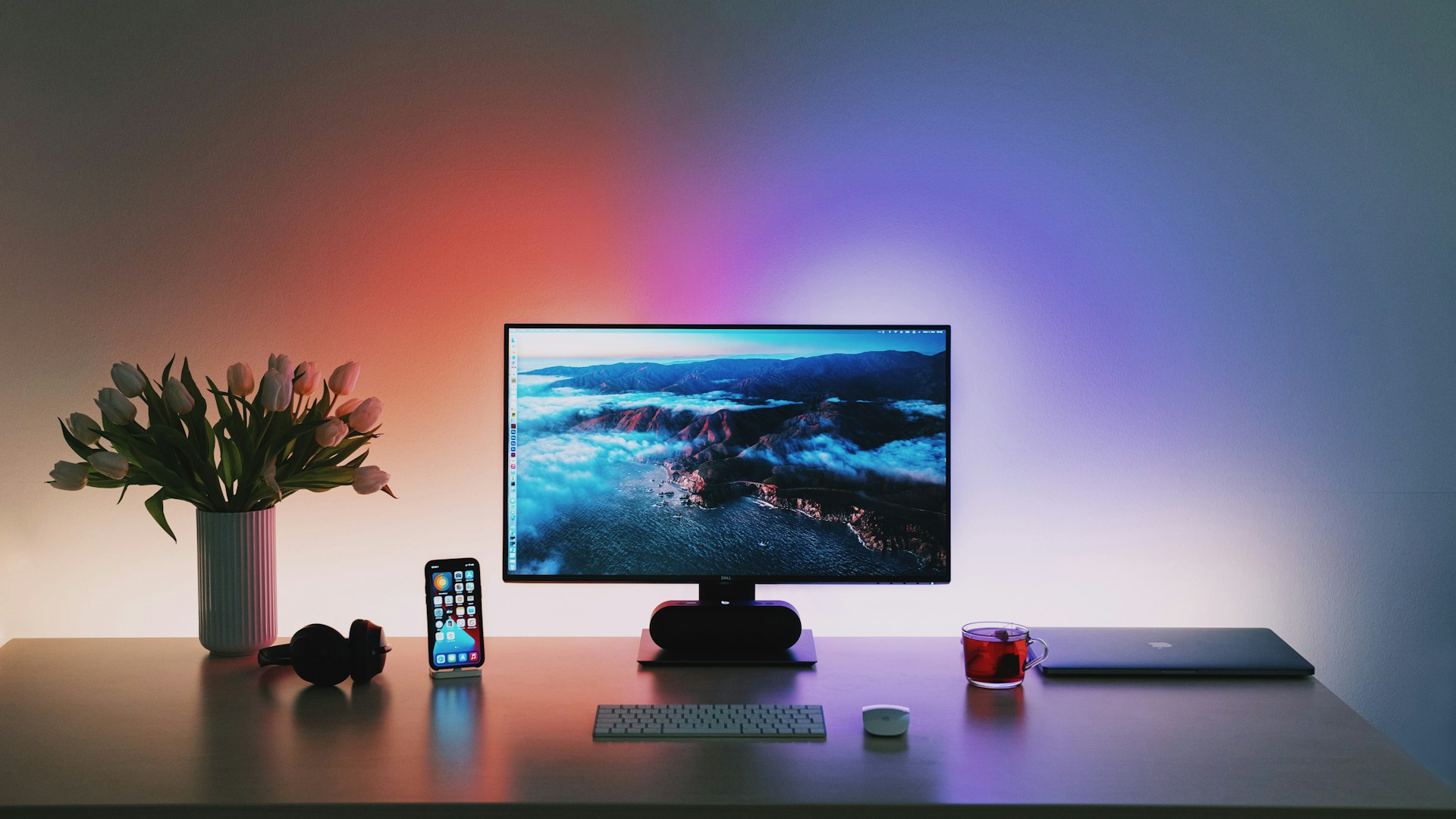 Designing Atmosphere: The Visual Pulse of an Online Casino — FreeN1Bet